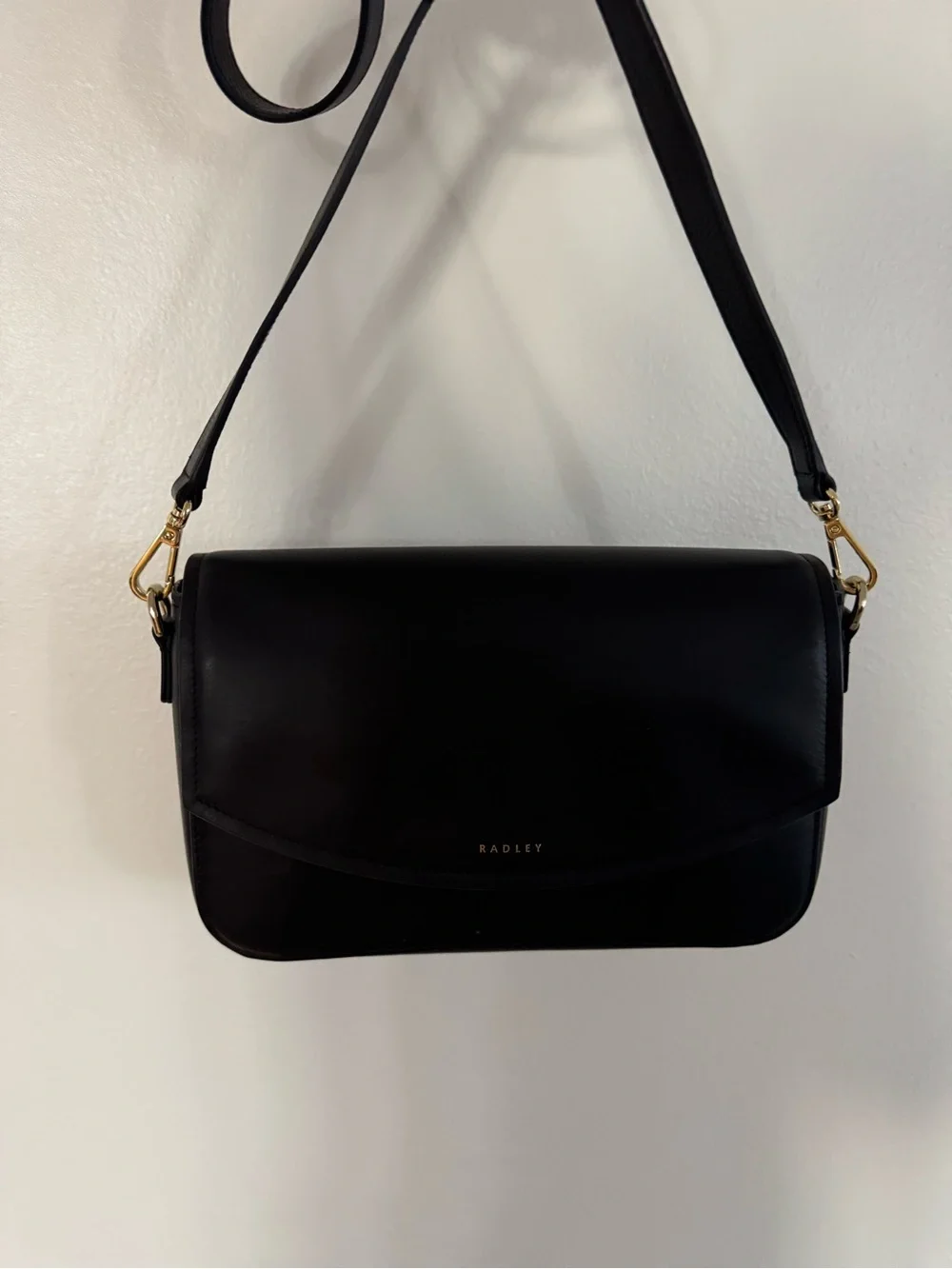River Road Black Small Flap Leather Crossbody Bag